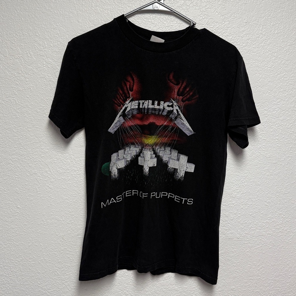 Metallica Master of Puppets vintage tee Tennessee River size small